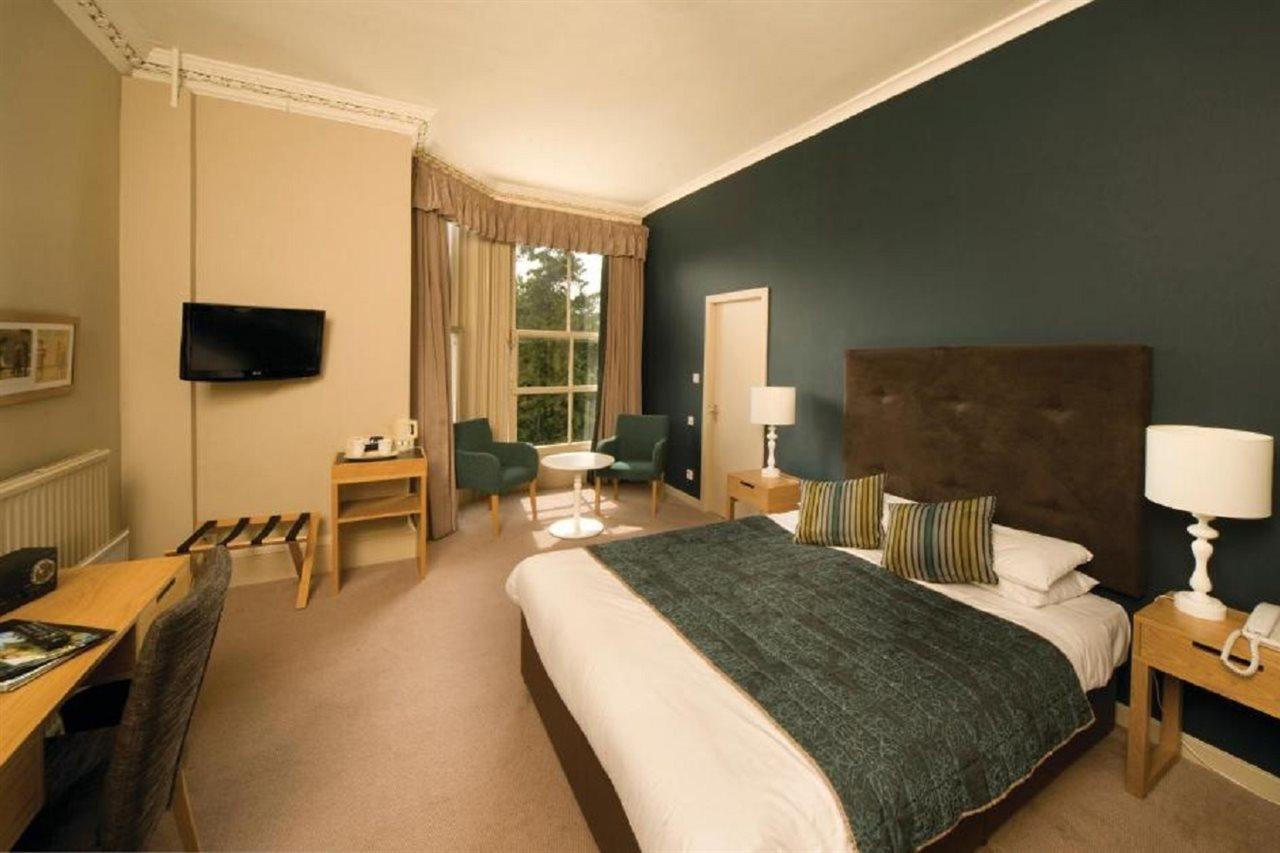 The Waverley Castle Hotel เมลโรส ภายนอก รูปภาพ